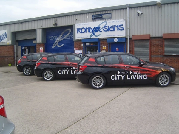 Vehicle Branding 013